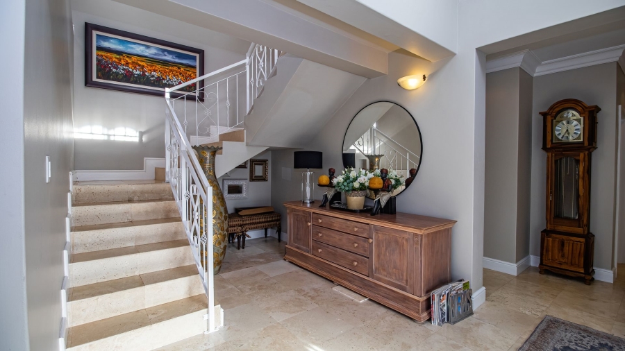 4 Bedroom Property for Sale in Spanish Farm Western Cape